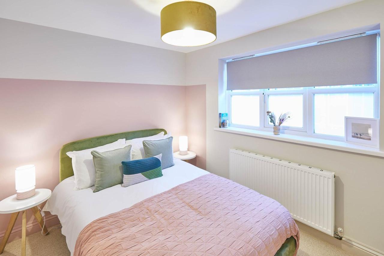 Host & Stay - 'Salty' Seaview ソルトバーン・バイ・ザ・シー エクステリア 写真