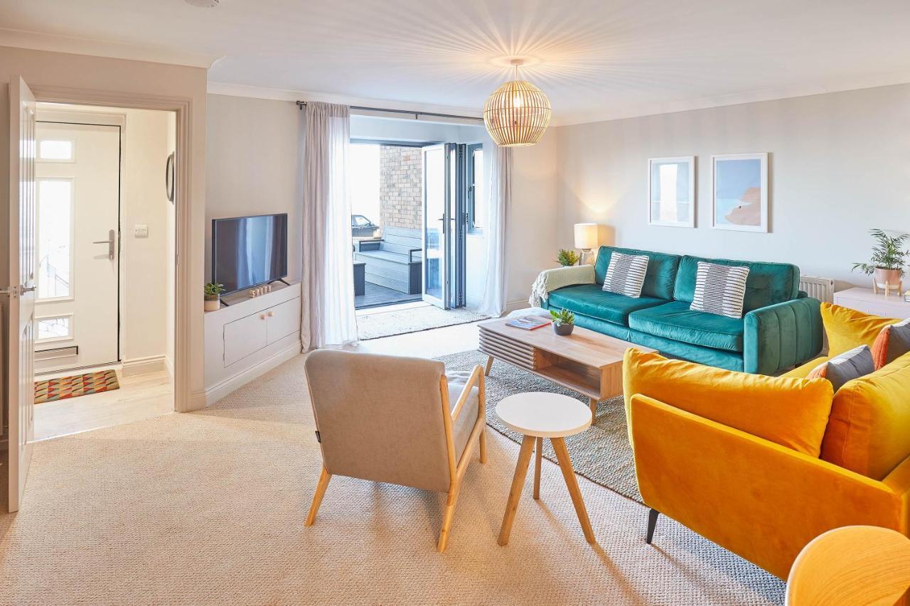 Host & Stay - 'Salty' Seaview ソルトバーン・バイ・ザ・シー エクステリア 写真