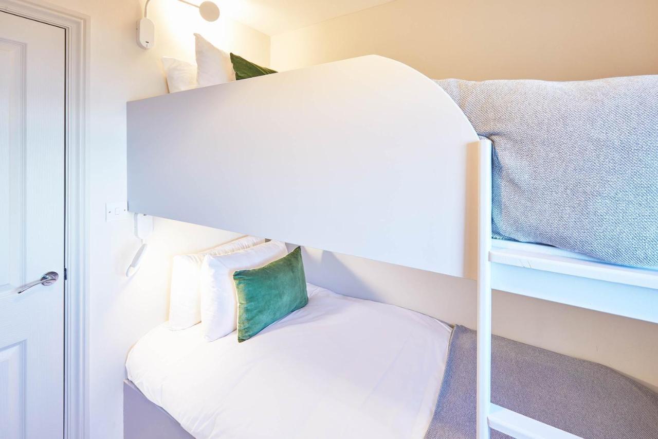 Host & Stay - 'Salty' Seaview ソルトバーン・バイ・ザ・シー エクステリア 写真